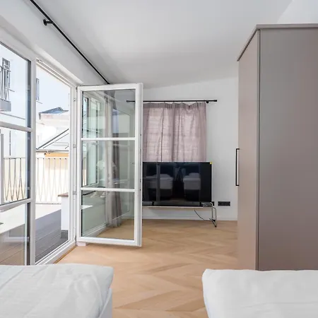 Alpen-suite Bad Toelz, 2 Maisonetten Fuer Familien & Gruppen Apartment