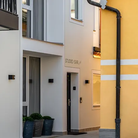 Alpen-suite Bad Toelz, 2 Maisonetten Fuer Familien & Gruppen Apartment