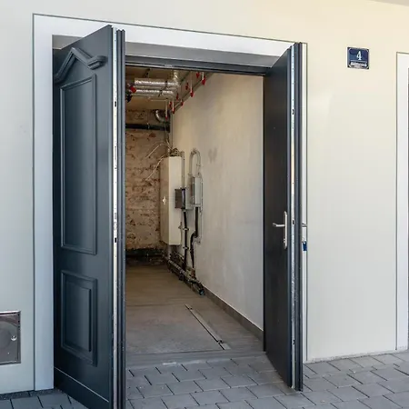 Alpen-suite Bad Toelz, 2 Maisonetten Fuer Familien & Gruppen Apartment Bad Tolz